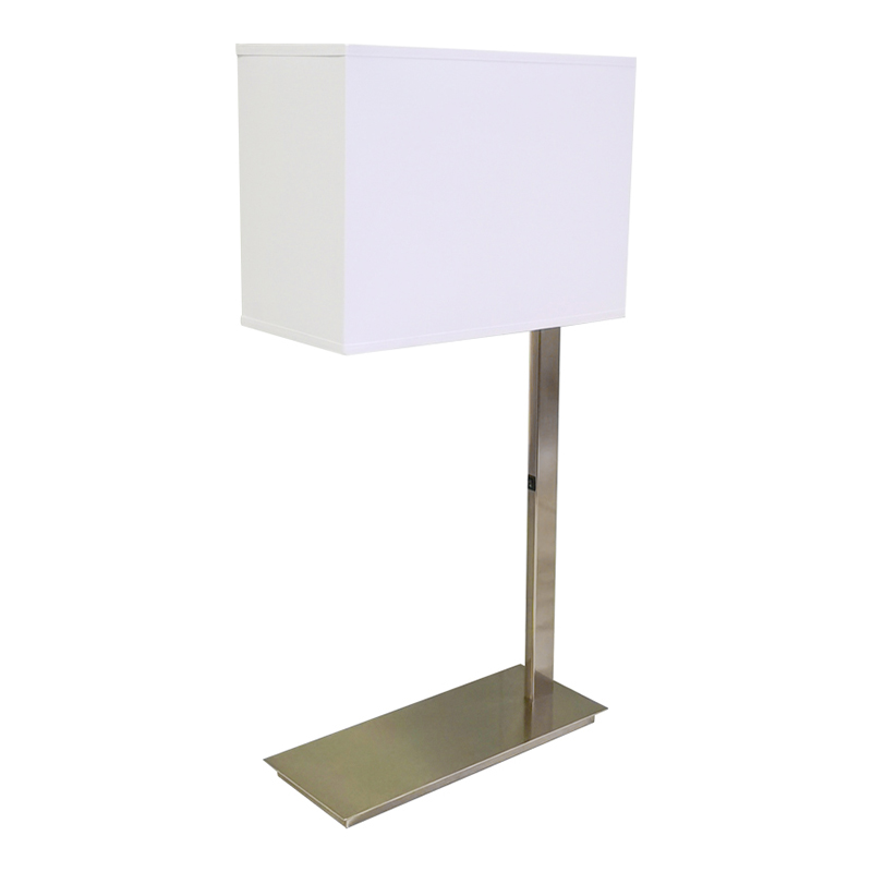 Pürsted Nickel Simple Style Schreibtischlampe mit einem auf/off Rocker -Schalter im Gästezimmer