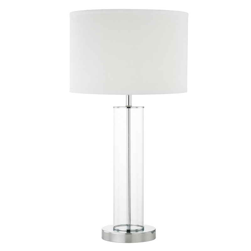 Clear Glas Tischlampe mit poliertem Chrom Finish im Hotel Gästezimmer