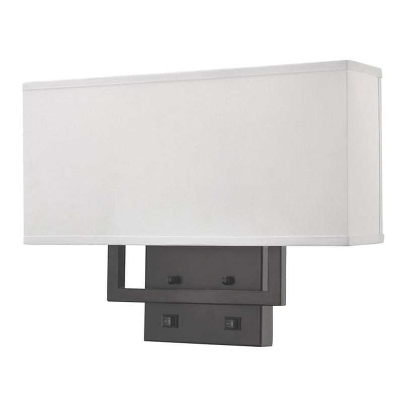 Hampton Inn Hotel halbe rechteckige Wandlampe mit mattem schwarzem Finish, zwei auf/Off -Rocker -Schalter im Hotel Gästezimmer